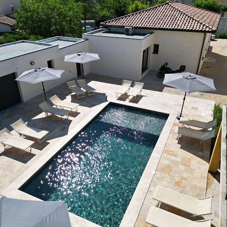 Gite Le Dalia Saint Julien Les Rosiers Exterior photo